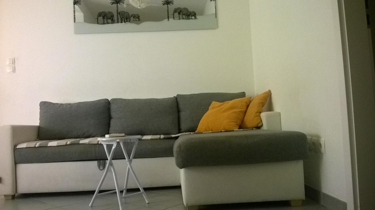 Apartman Renata Omiš Zewnętrze zdjęcie
